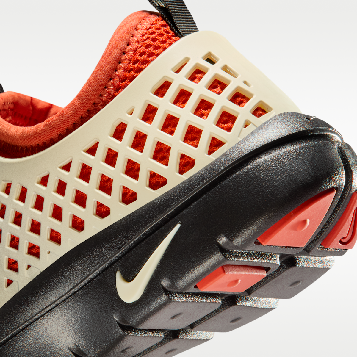 Nike Rejuven8 Run Women's Shoes - Black/Rust Factor/Muslin