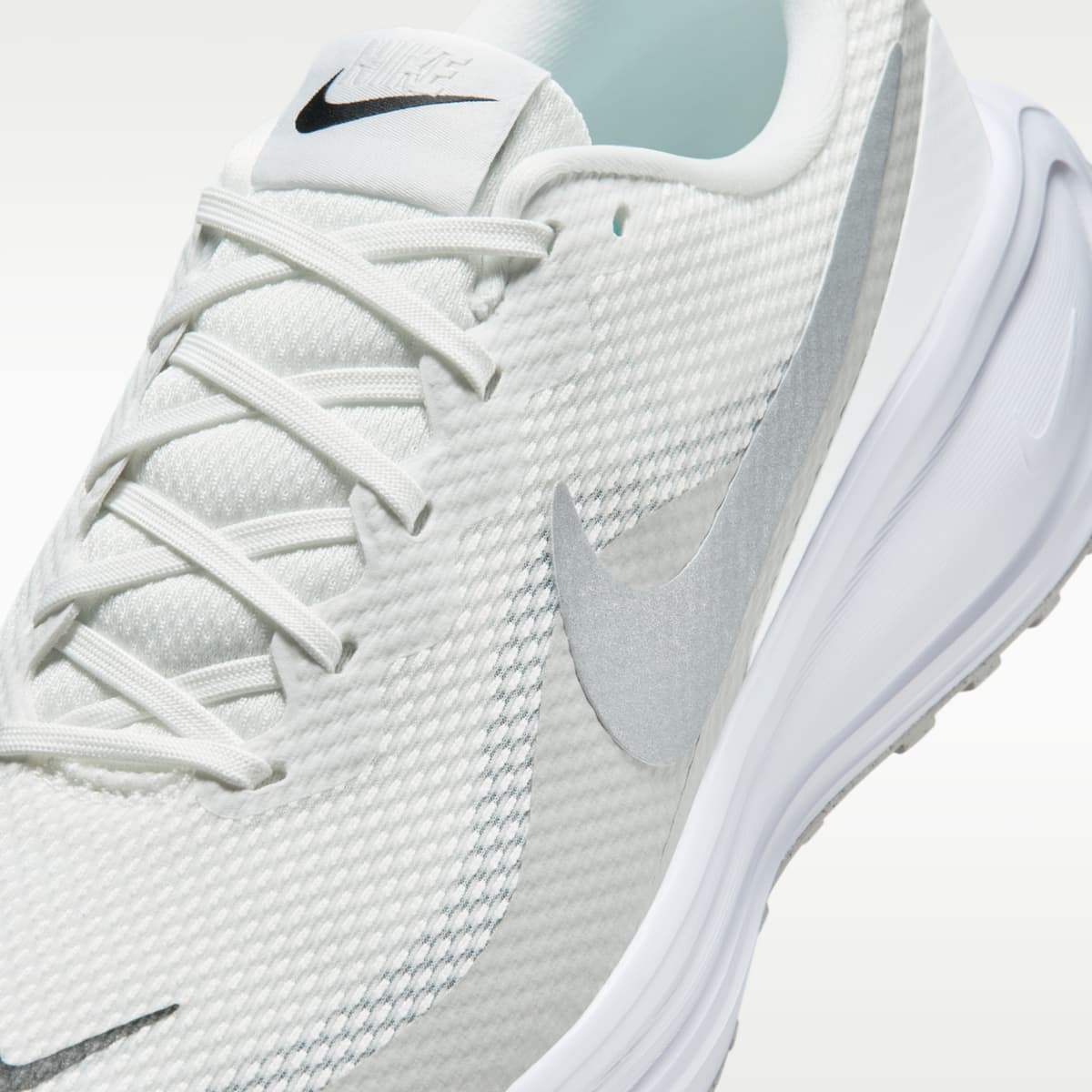 Nike Revolution 8 Men's Road Running Shoes - Summit White/White/Photon Dust/Metallic Silver - Image 7