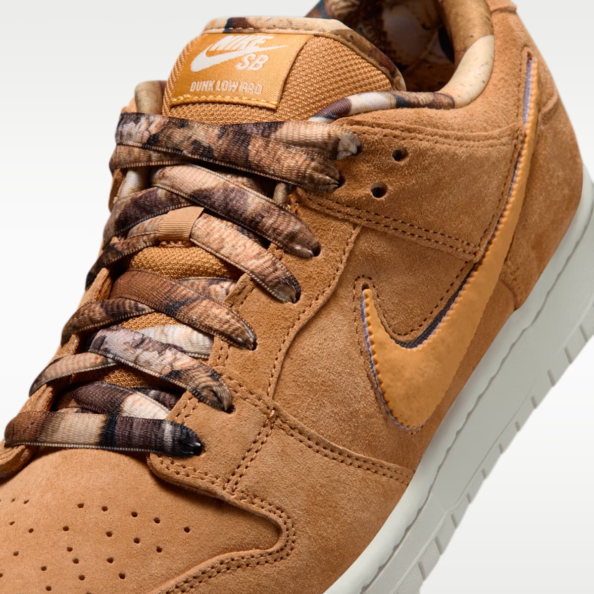 Nike SB Dunk Low Pro Skate Shoes - Flax/Summit White/Sail/Honeycomb - Image 7