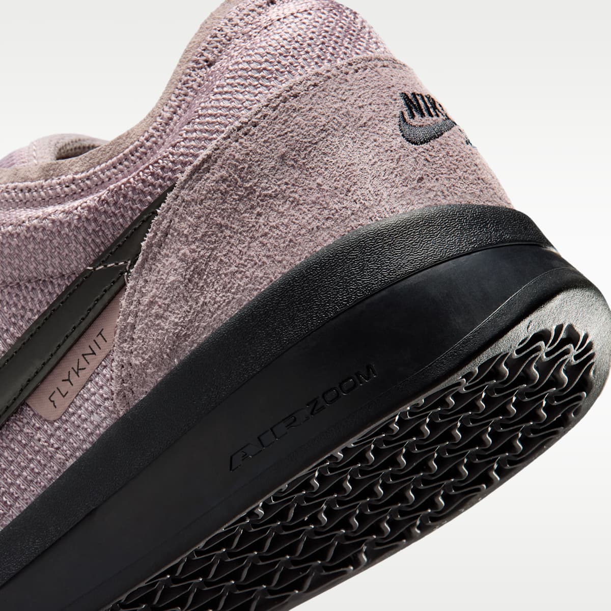 Nike SB PS8 Men's Shoes - Light Violet Ore/Purple Smoke/Black - Image 8