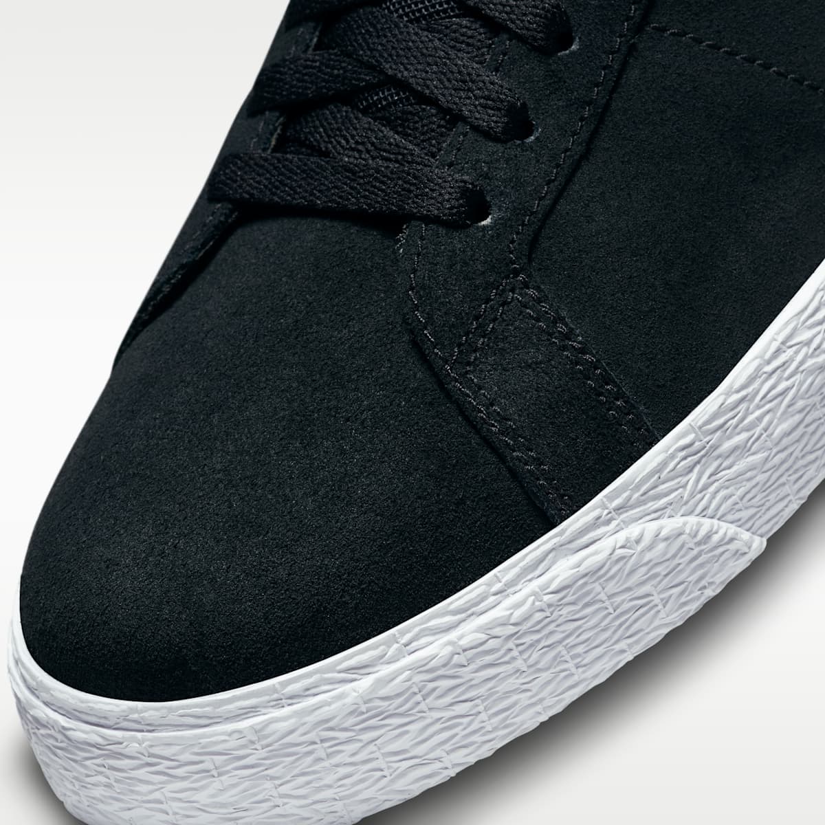 Women's Nike SB Zoom Blazer Mid Skate Shoes - Black/White/White/White
