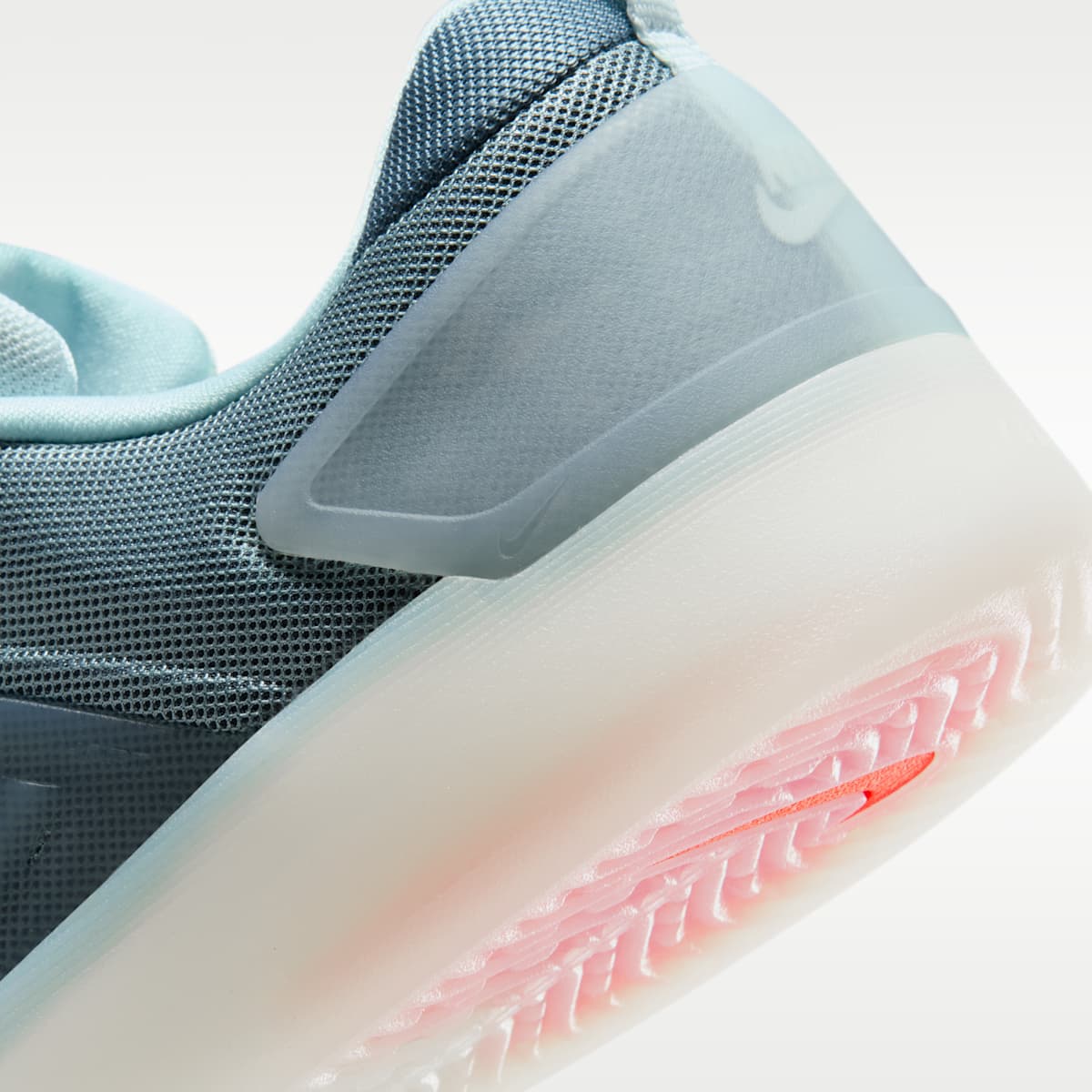 Nike SB Zoom Nyjah 4 Skate Shoes - Glacier Blue/Smokey Blue/Sail/Black - Image 8