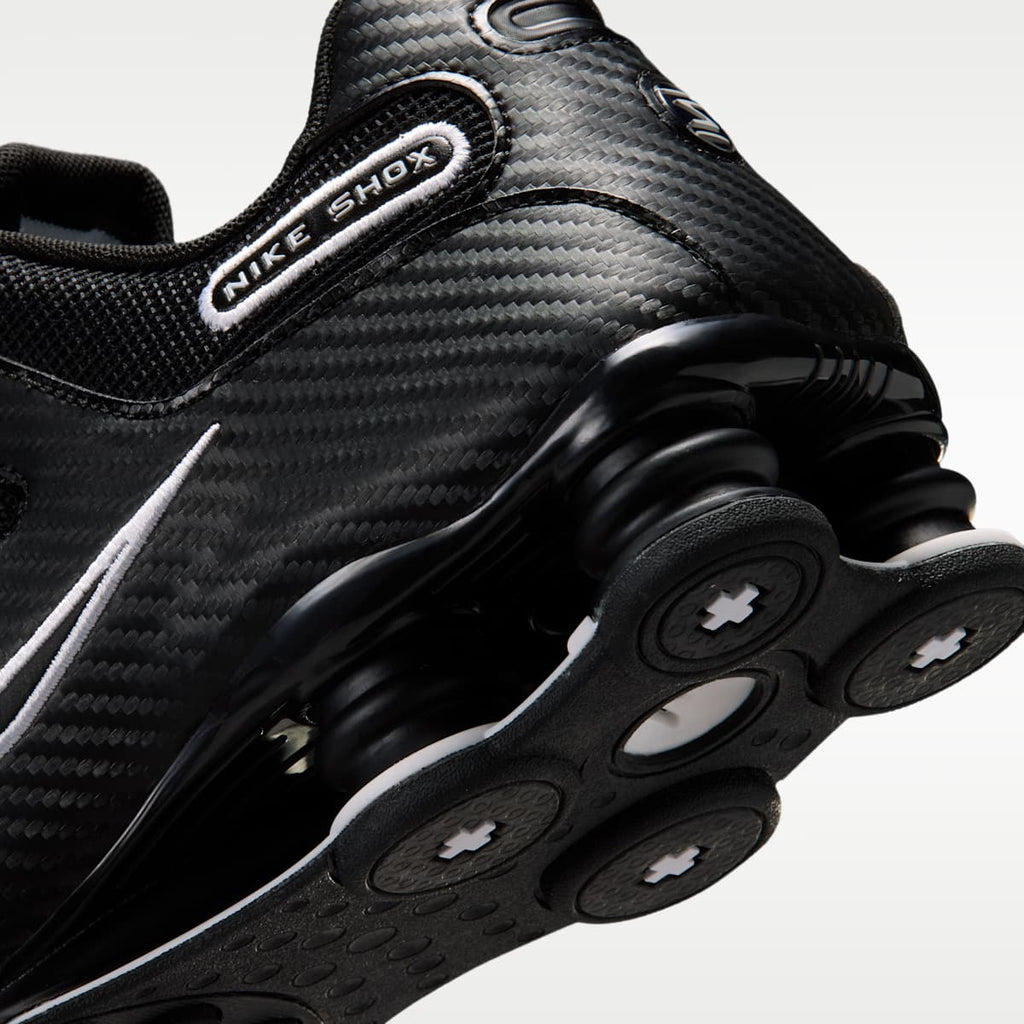 Nike Shox NZ Men's Shoes - Black/White/Black - Image 8