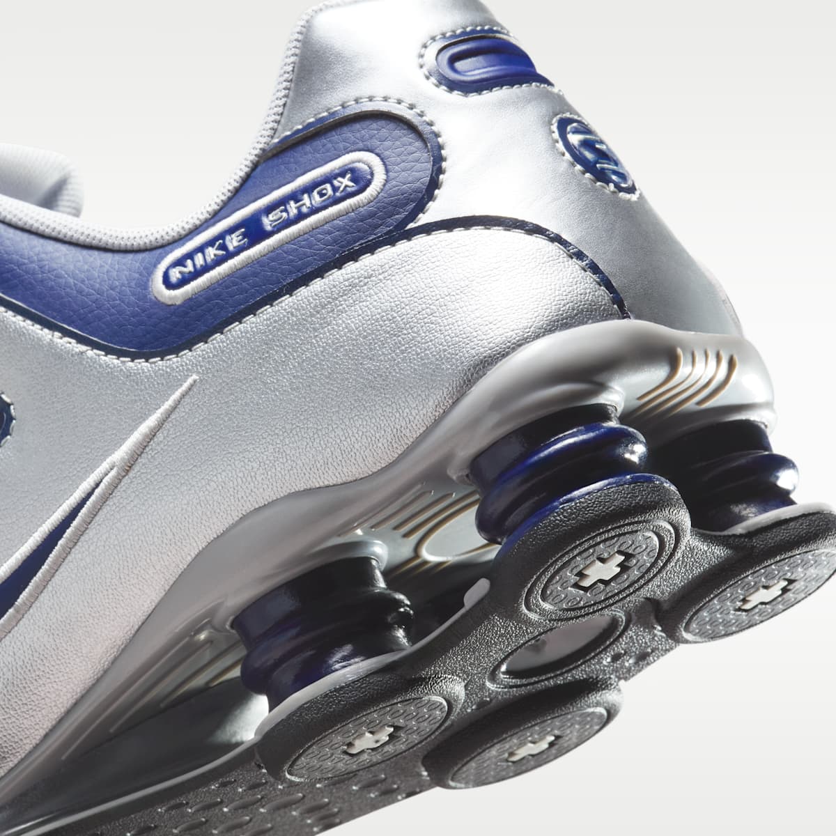 Nike Shox NZ Men's Shoe - Midnight Navy/Metallic Silver/Black - Image 8