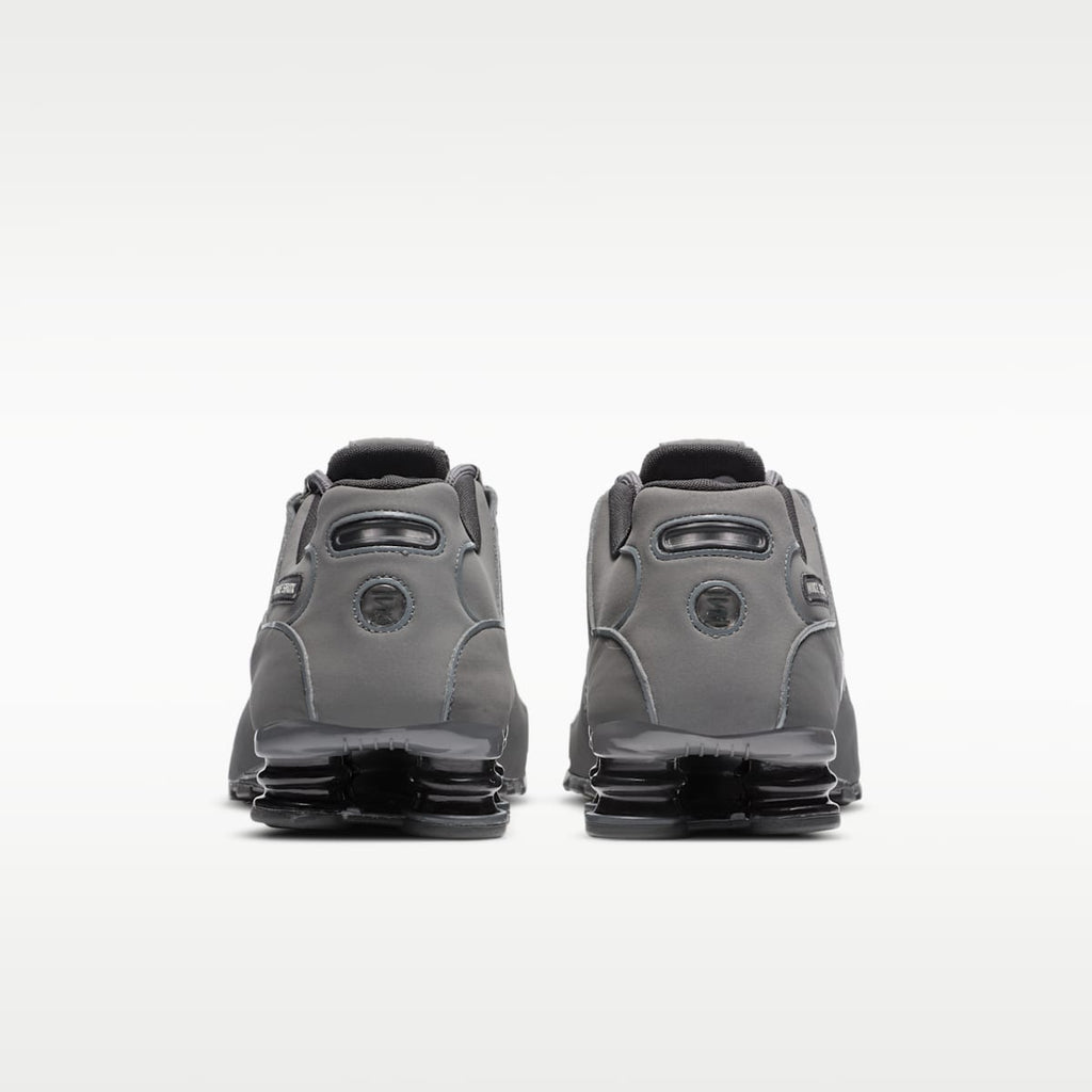 Nike Shox NZ Men's Shoe - Dark Grey/Anthracite/Black/Metallic Iron Ore - Image 6