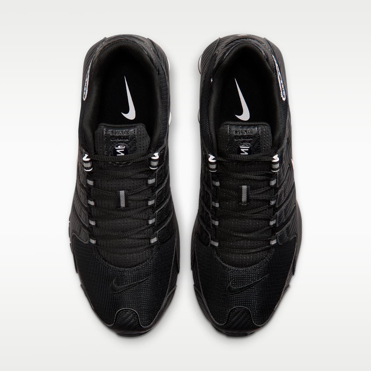 Nike Shox NZ Men's Shoes - Black/White/Black - Image 4