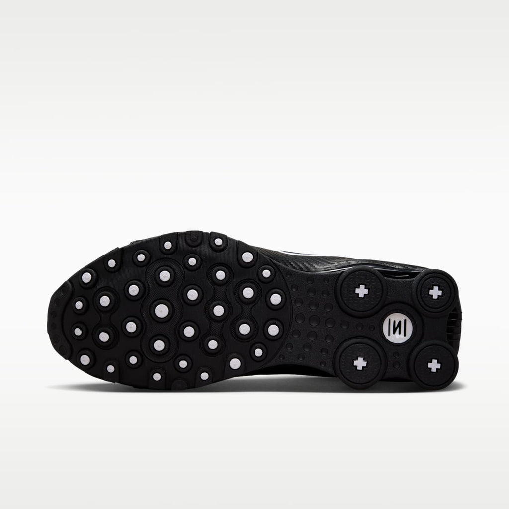 Nike Shox NZ Men's Shoes - Black/White/Black - Image 2
