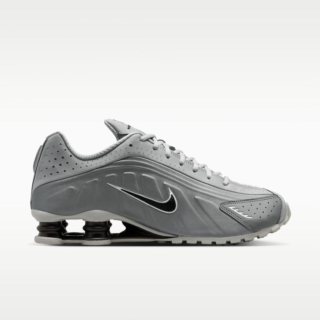 Nike Shox R4 Men's Shoes - Light Smoke Grey/Smoke Grey/White/Black - Image 3