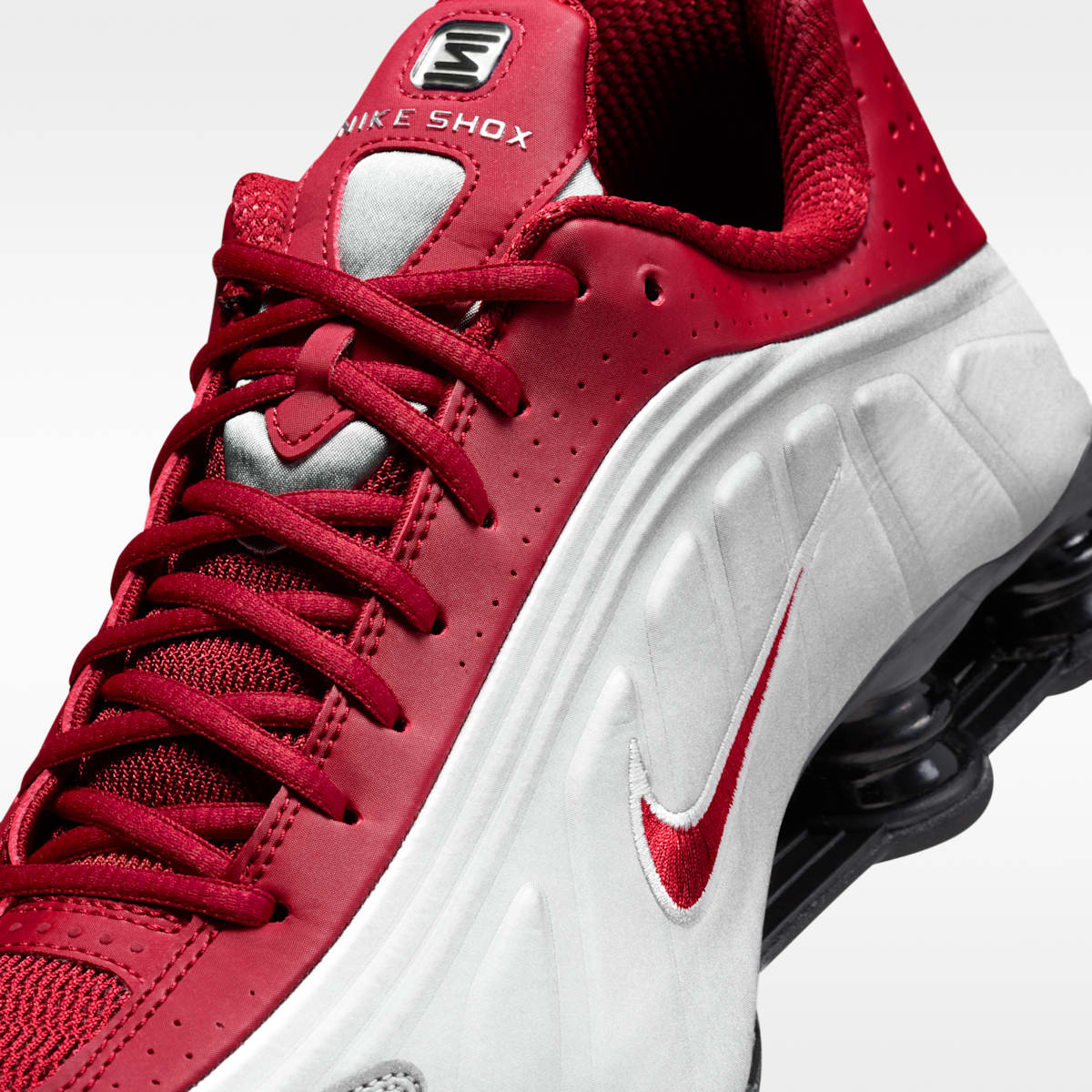 Nike Shox R4 Men's Shoes - Metallic Silver/Black/Team Crimson - Image 7