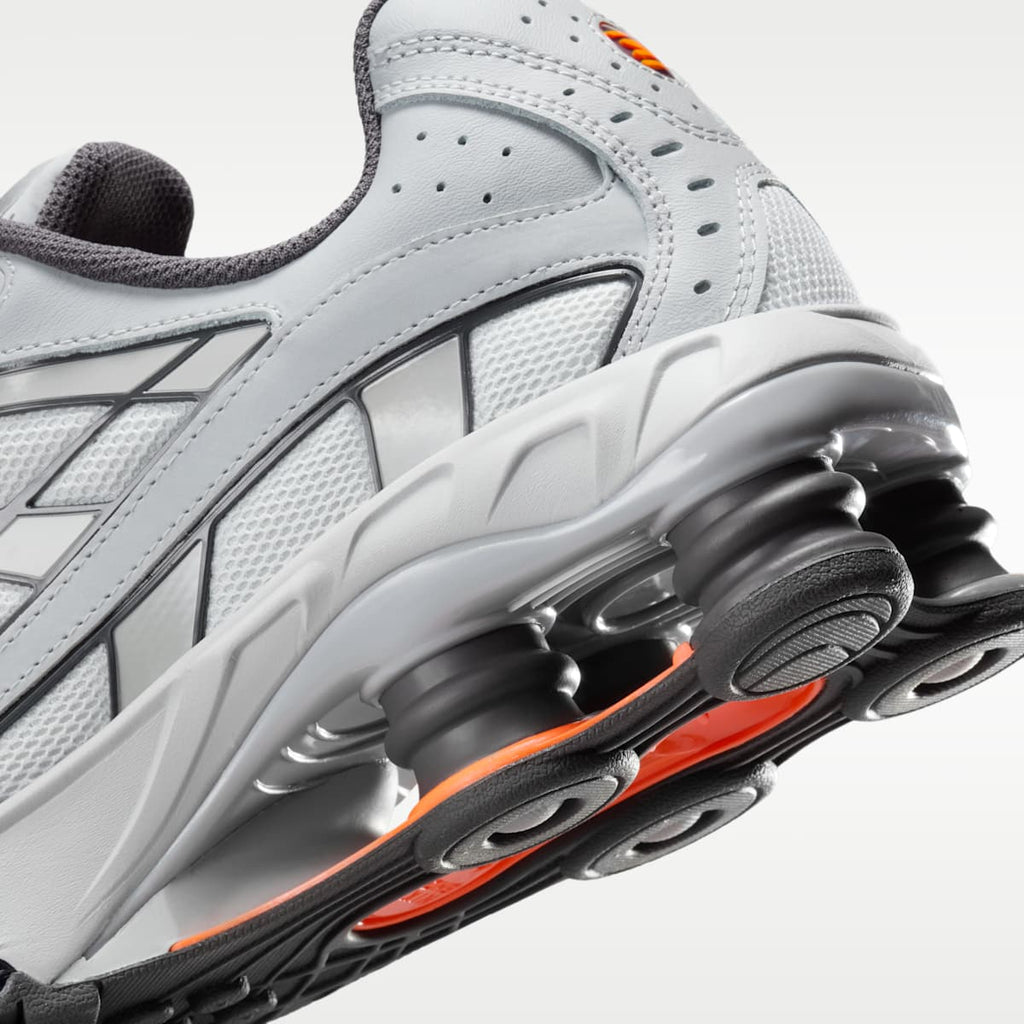 Nike Shox Ride 2 Men's Shoes - Photon Dust/Light Smoke Grey/Medium Ash/Total Orange - Image 8
