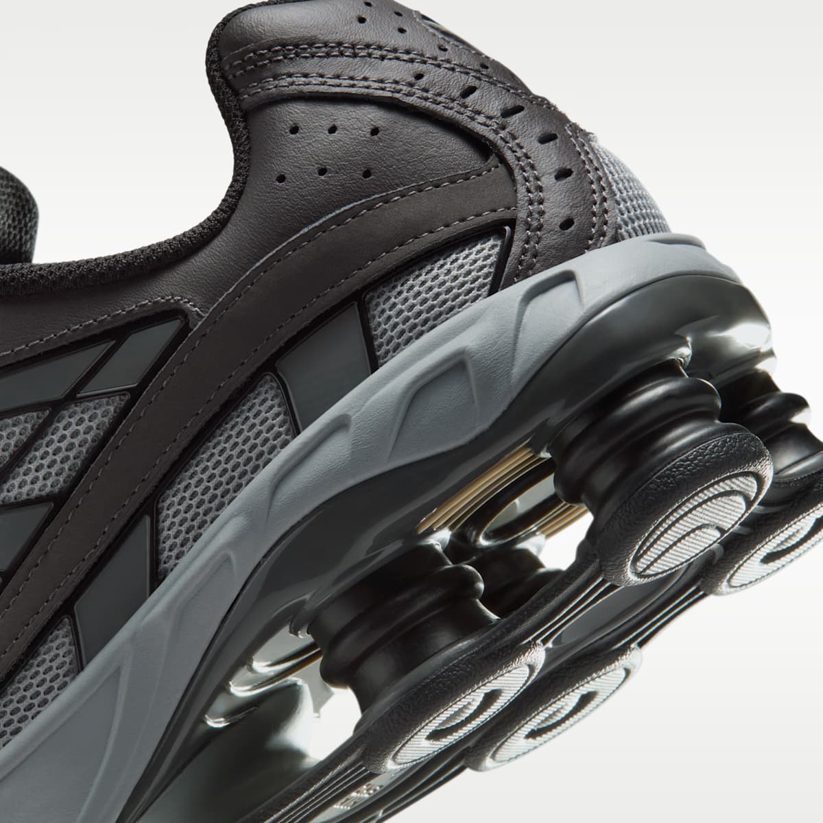 Nike Shox Ride 2 Men's Shoes - Light Smoke Grey/Medium Ash/Black/Photon Dust - Image 8