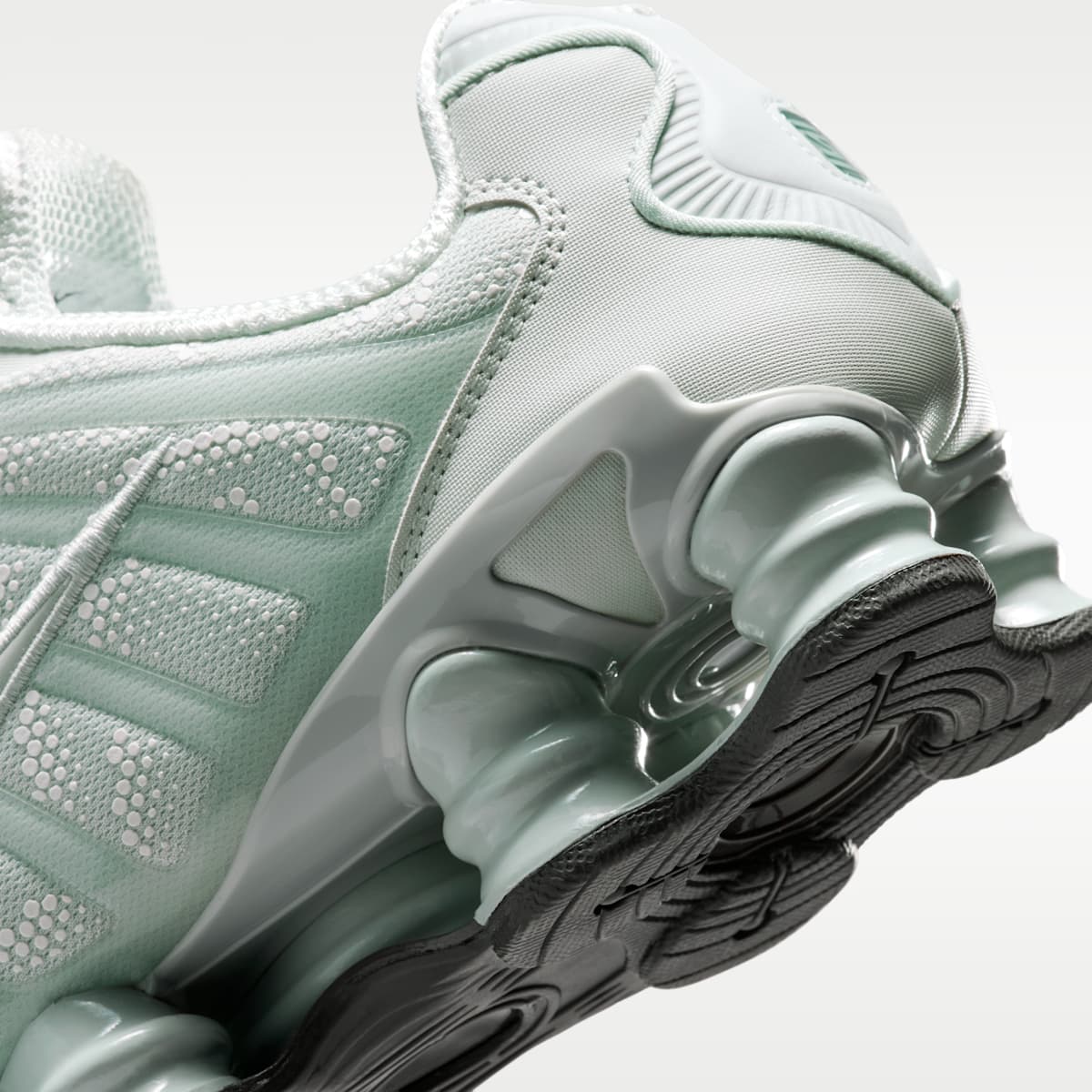 Nike Shox TL Men's Shoes - Light Silver/Newsprint/Light Silver - Image 8