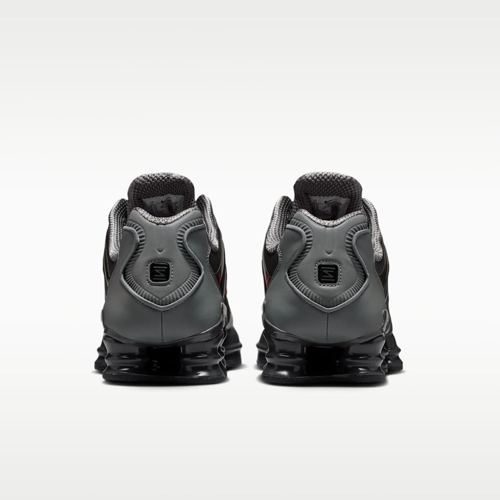 Nike Shox TL SE Men's Shoes - Smoke Grey/Medium Ash/Anthracite/Bright Crimson - Image 6