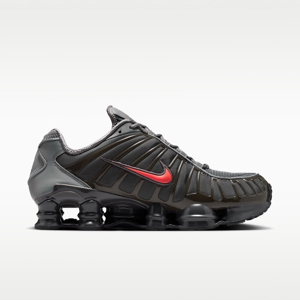 Nike Shox TL SE Men's Shoes - Smoke Grey/Medium Ash/Anthracite/Bright Crimson - Image 3