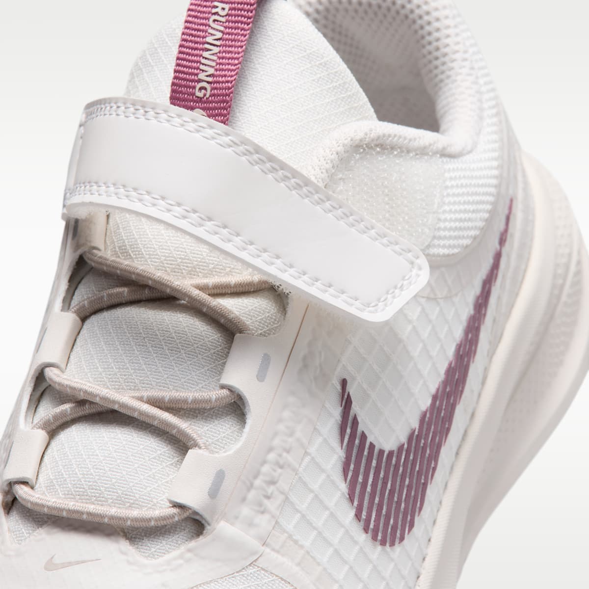 Nike Star Runner Utility Little Kids' Running Shoes - Summit White/Phantom/Cream II/Pink Smoke