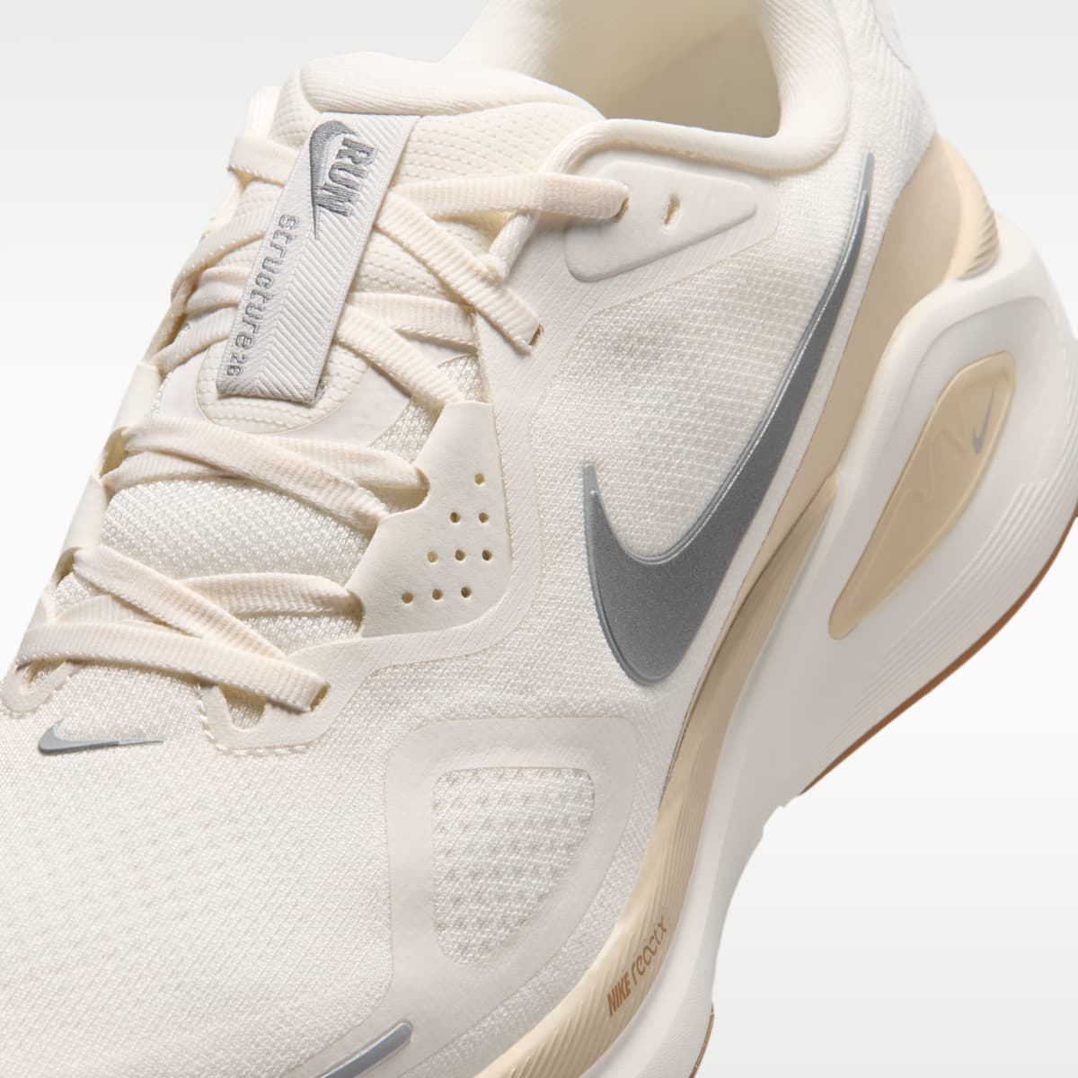 Nike Structure 26 Men's Road Running Shoes - Sail/Light Khaki/Filbert/Metallic Silver - Image 7