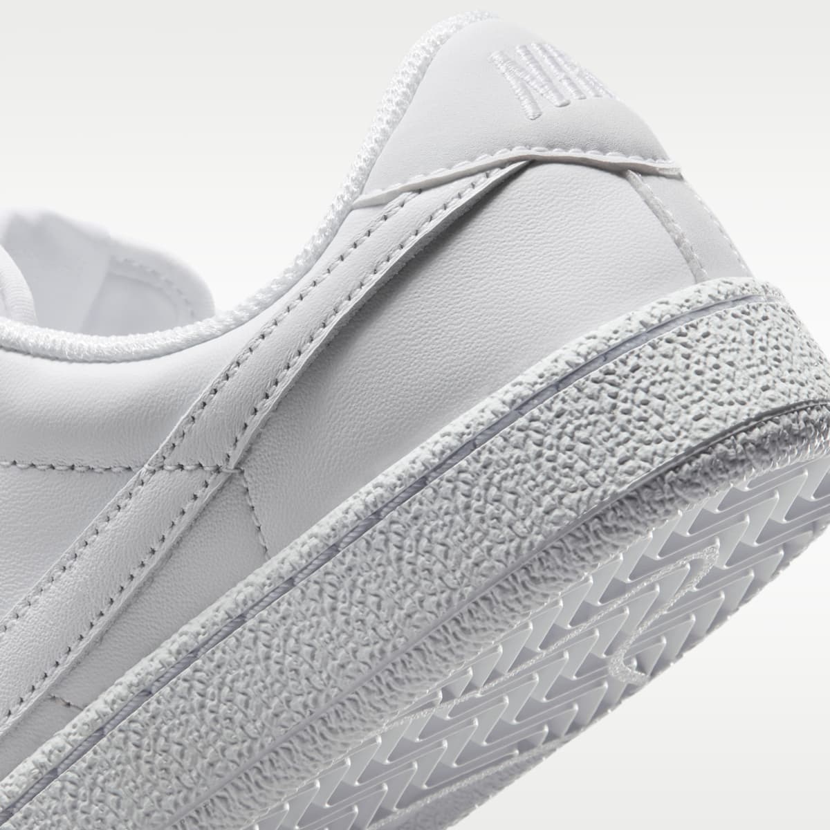 Nike Tennis Classic Big Kids' Shoes - White/White/White