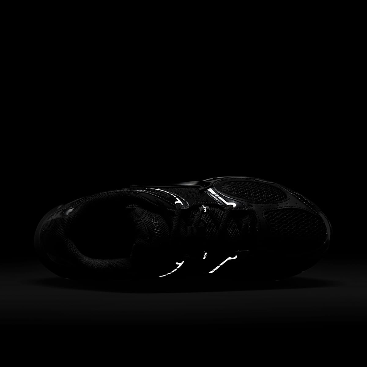Nike V5 RNR Men's Shoes - Black/Anthracite/Black - Image 9