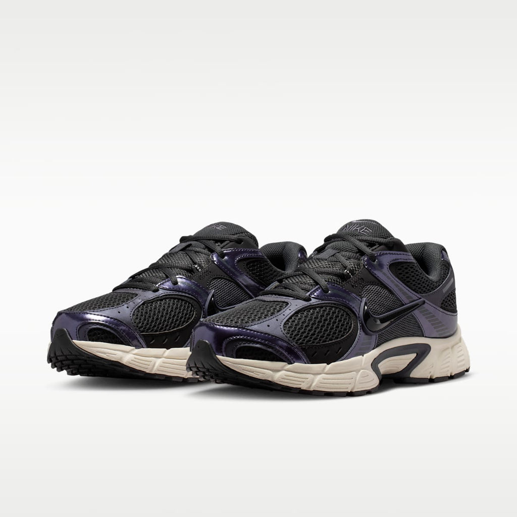 Nike V5 RNR Men's Shoes - Off Noir/Gridiron/Metallic Silver/Black - Image 5
