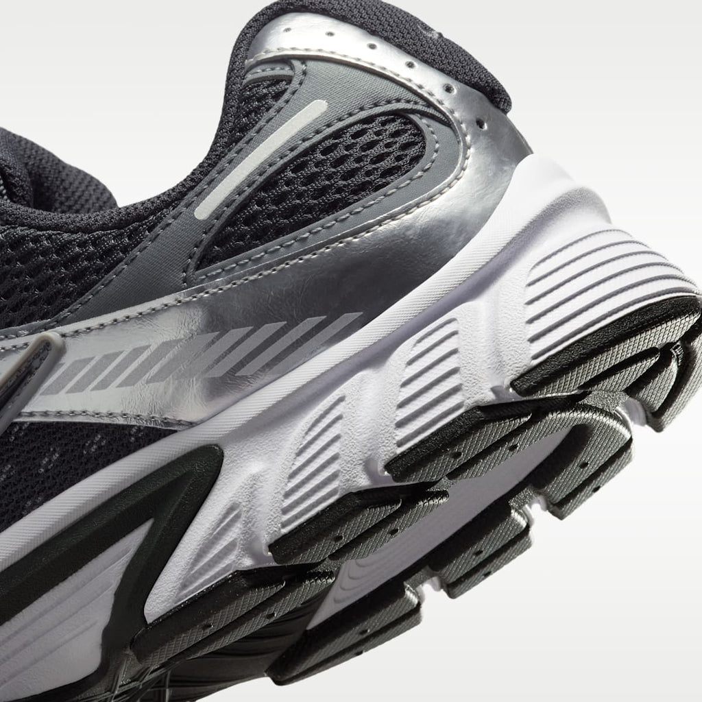 Nike V5 RNR Men's Shoes - Black/Anthracite/Smoke Grey/Black - Image 8