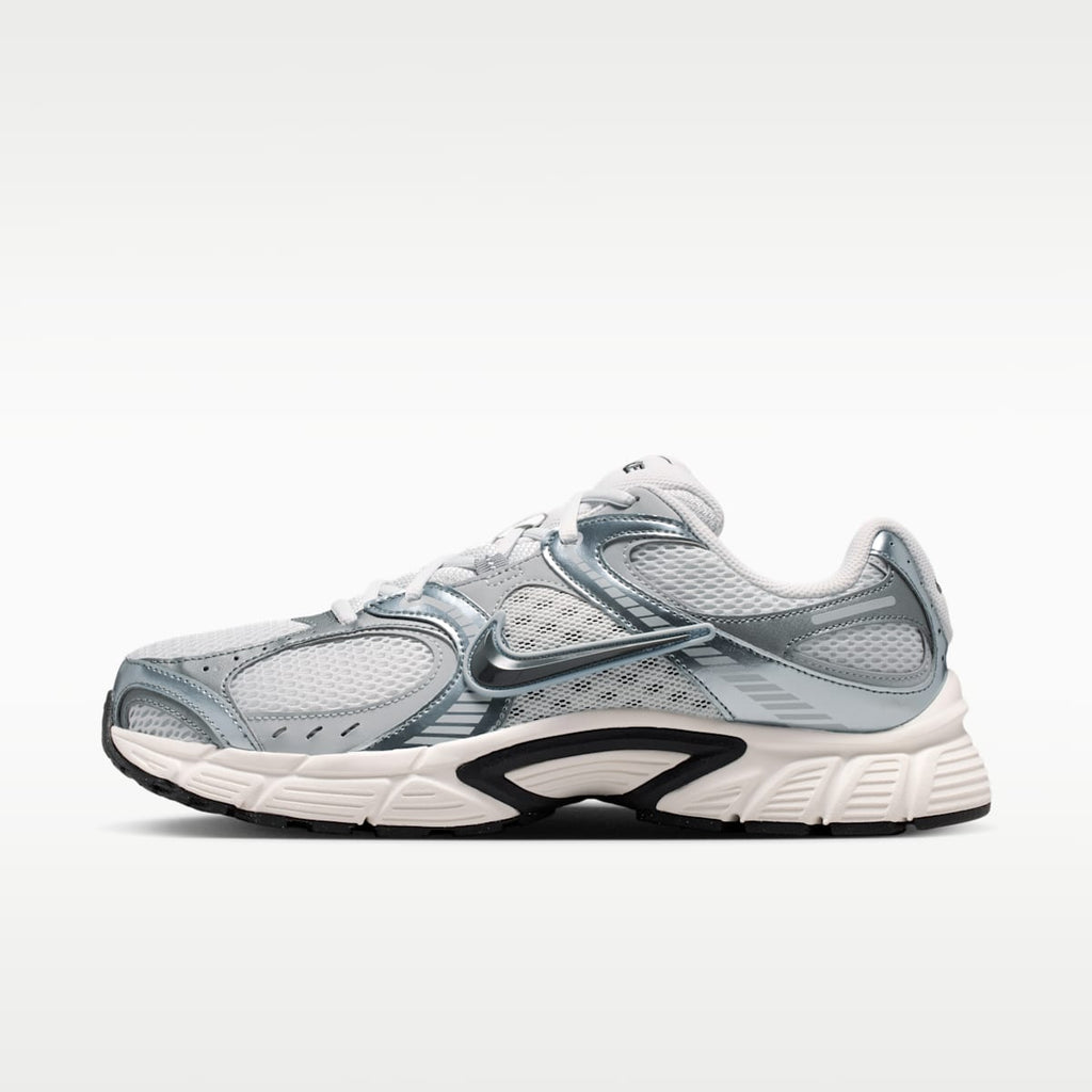 Nike V5 RNR Men's Shoes - Photon Dust/Smoke Grey/Light Smoke Grey/Dark Smoke Grey - Image 1