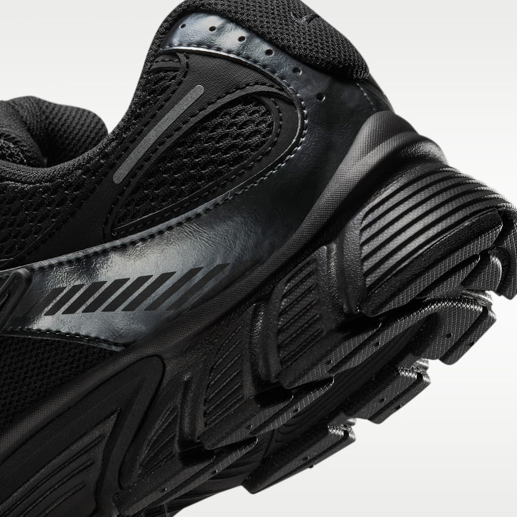 Nike V5 RNR Men's Shoes - Black/Anthracite/Black - Image 8
