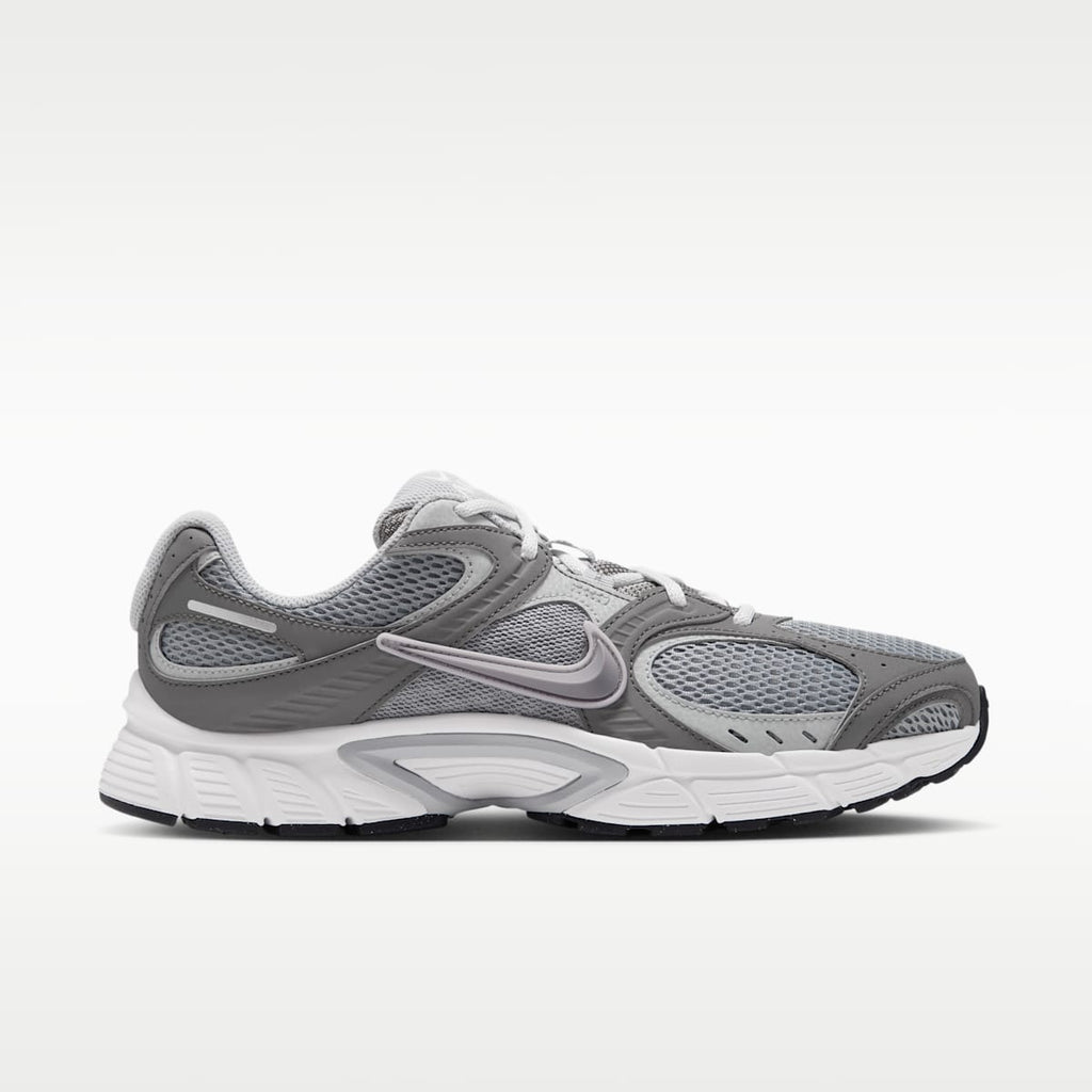 Nike V5 RNR Men's Shoes - Particle Grey/Flat Pewter/Platinum Tint/Light Smoke Grey - Image 3