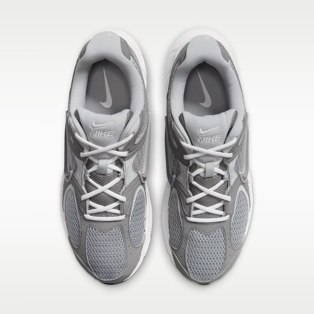 Nike V5 RNR Men's Shoes - Particle Grey/Flat Pewter/Platinum Tint/Light Smoke Grey - Image 4