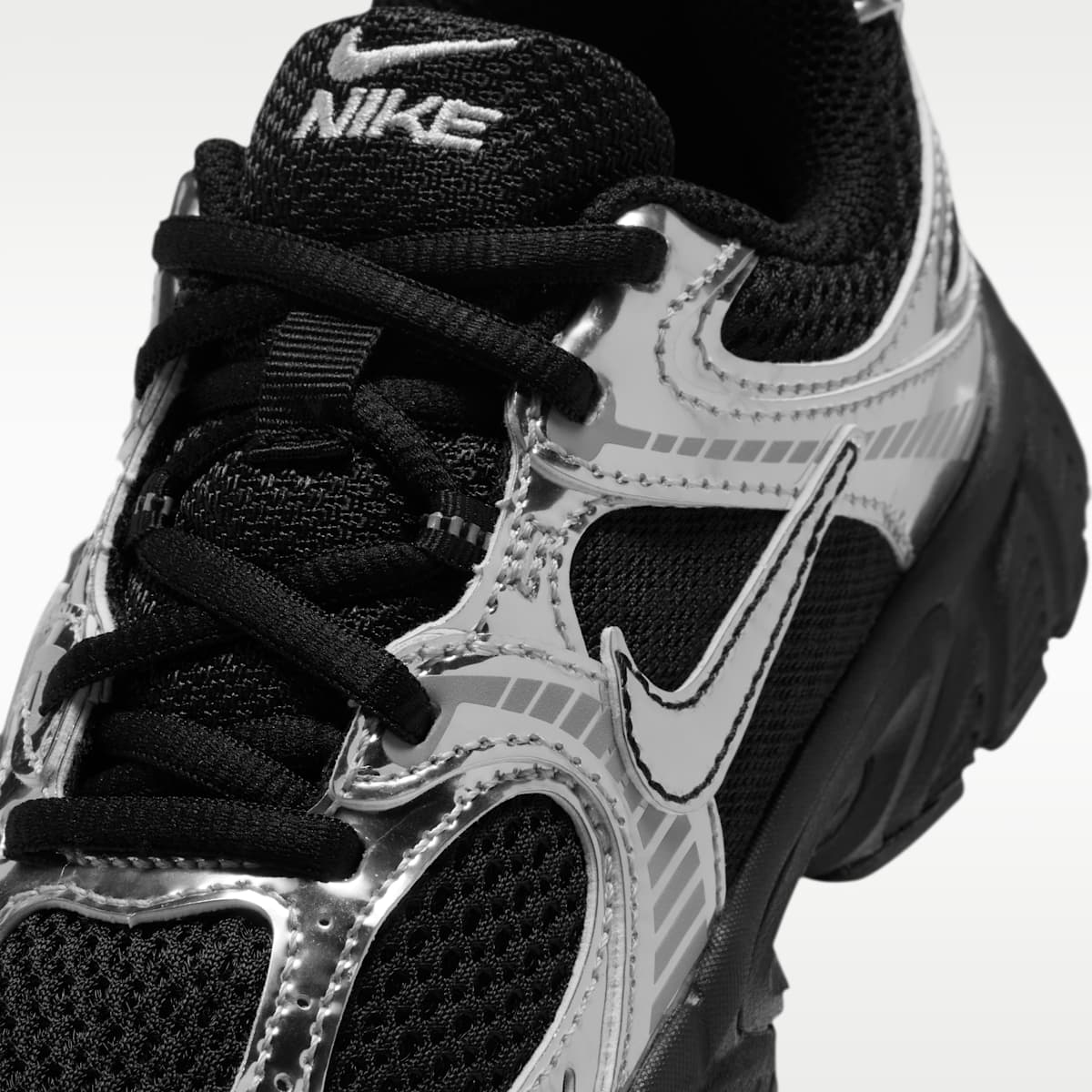 Nike V5 RNR Little Kids' Shoes - Black/Metallic Silver