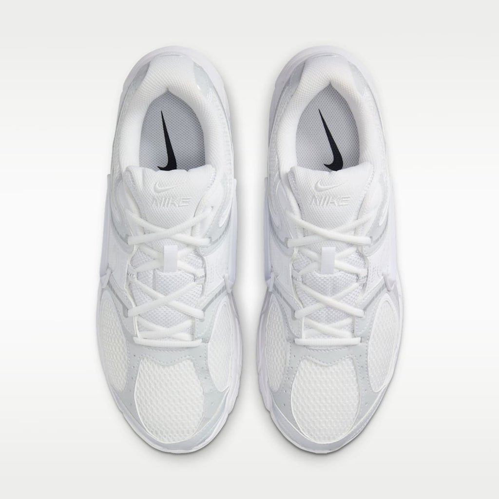 Nike V5 RNR Men's Shoes - White/Black/Metallic Silver/White - Image 4