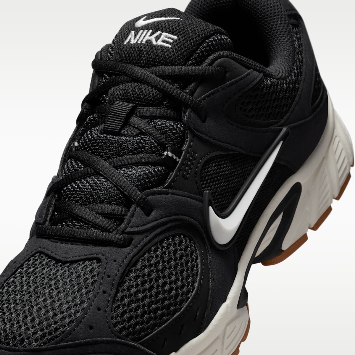 Nike V5 RNR Men's Shoes - Black/Gum Medium Brown/Phantom - Image 7
