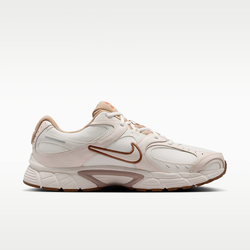 Nike V5 RNR Men's Shoes - Sail/Pale Ivory/Aluminum/Light British Tan - Image 3