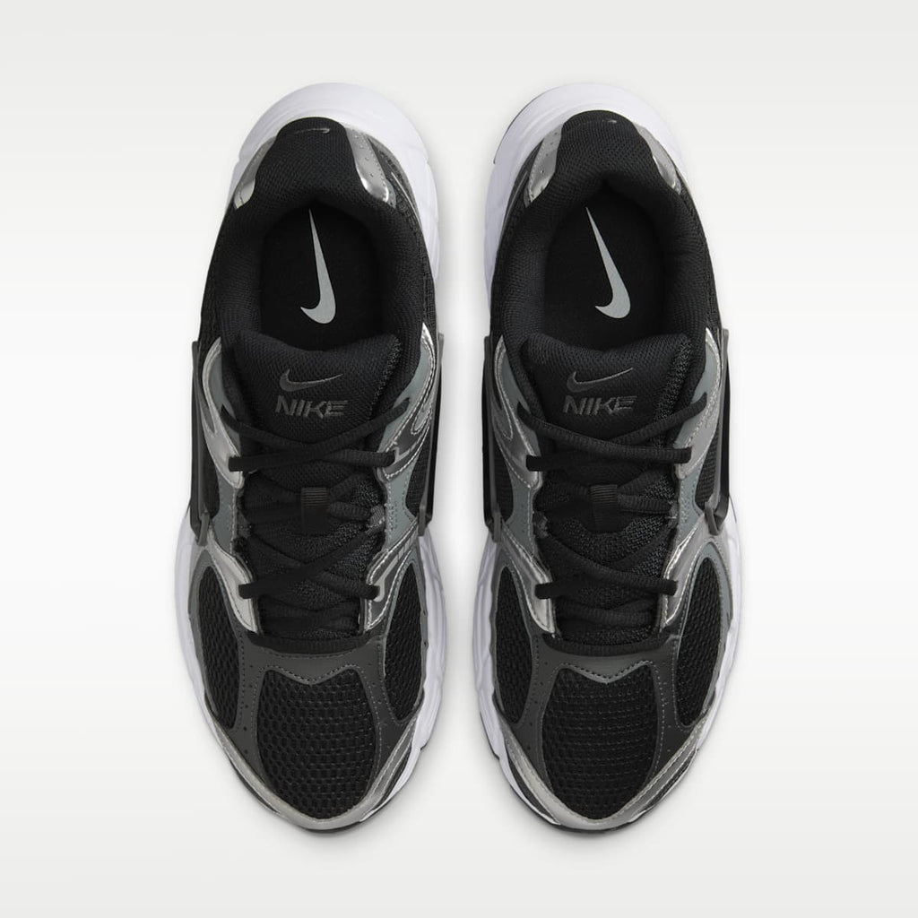 Nike V5 RNR Men's Shoes - Black/Anthracite/Smoke Grey/Black - Image 4