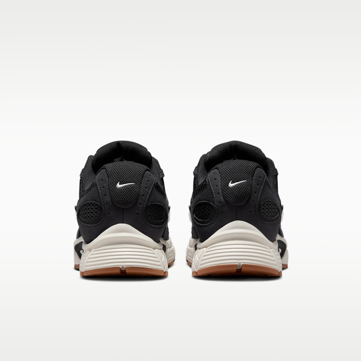 Nike V5 RNR Men's Shoes - Black/Gum Medium Brown/Phantom - Image 6