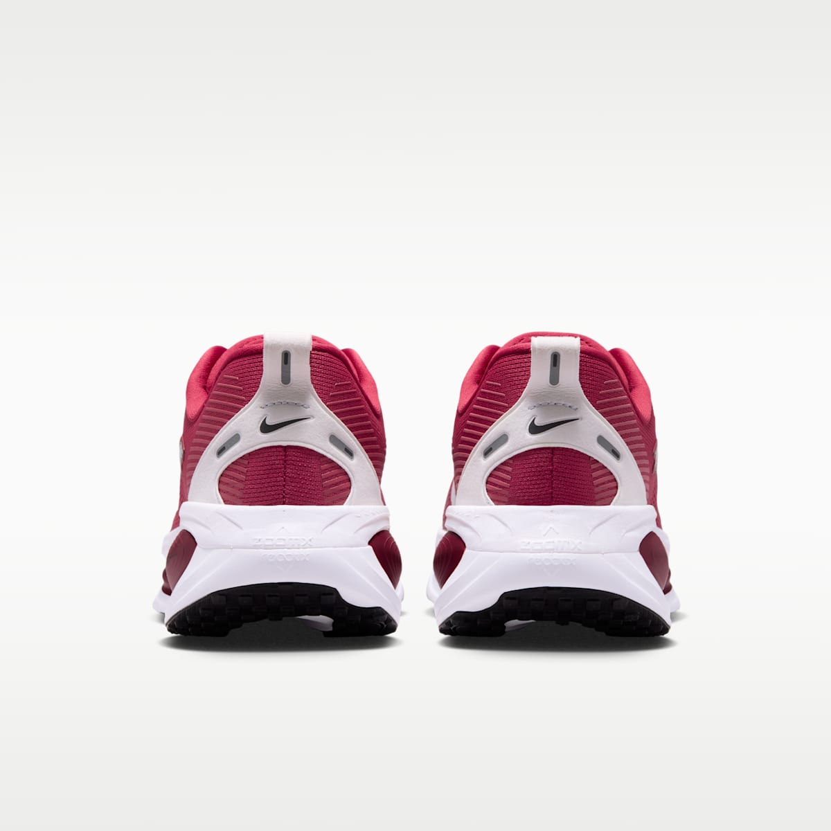 Nike College Vomero 18 (Arkansas) Men's Road Running Shoes - Team Crimson/Black/White - Image 6