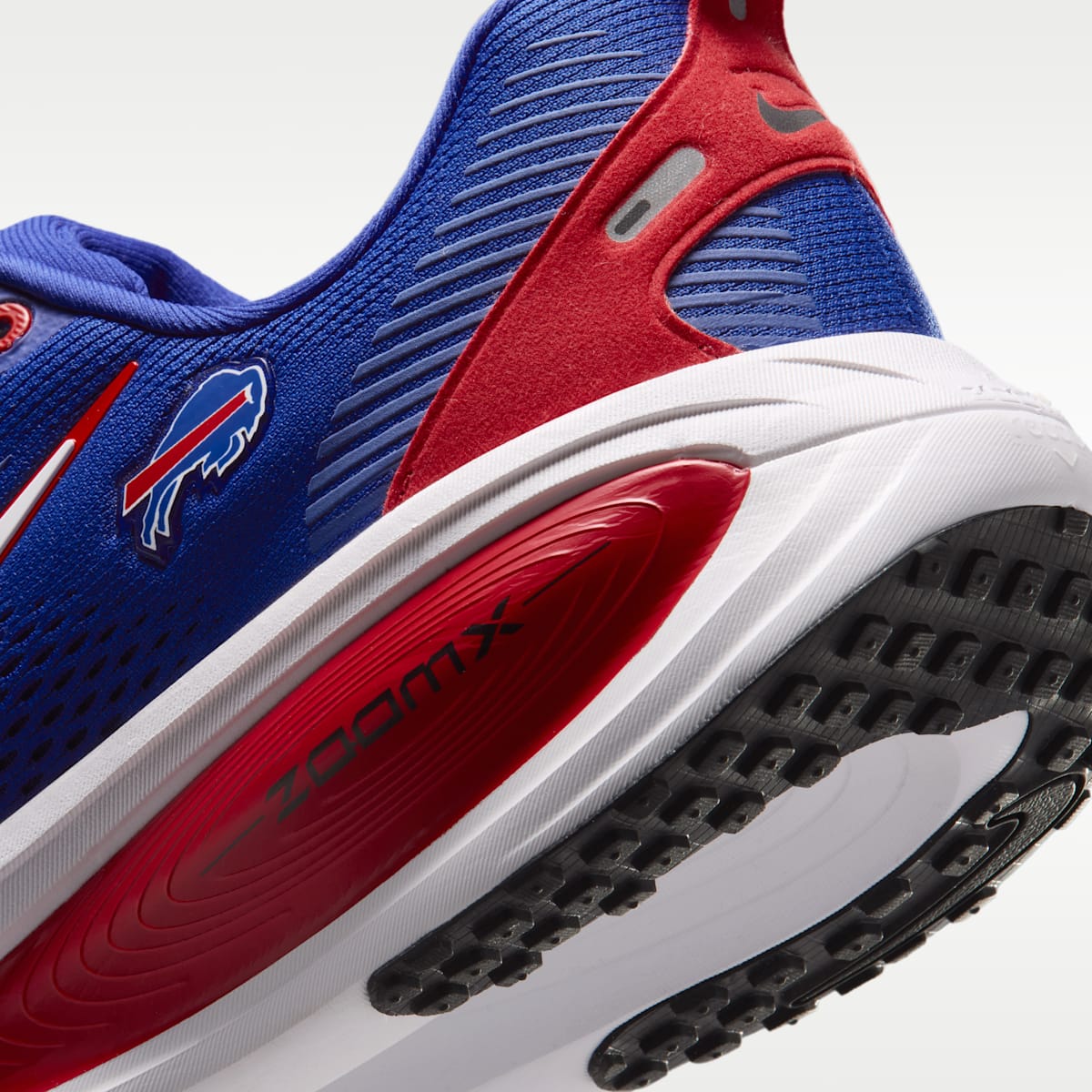Nike Vomero 18 (Buffalo Bills) Men's NFL Road Running Shoes - Old Royal/University Red/White - Image 8