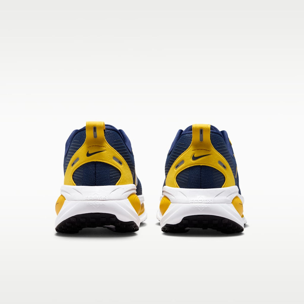 Nike College Vomero 18 (Michigan) Men's Road Running Shoes - College Navy/Amarillo/White - Image 6