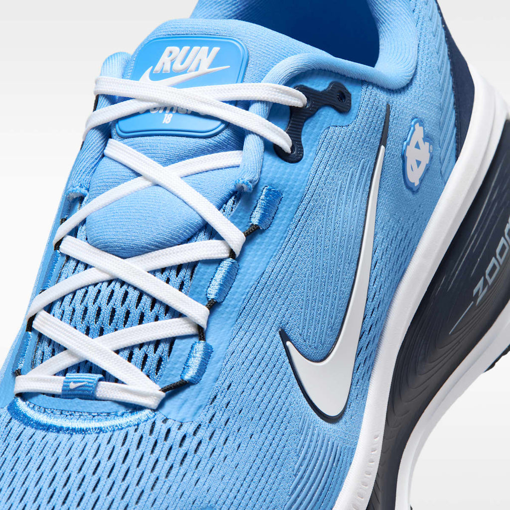 Nike College Vomero 18 (North Carolina) Men's Road Running Shoes - Valor Blue/College Navy/White - Image 7