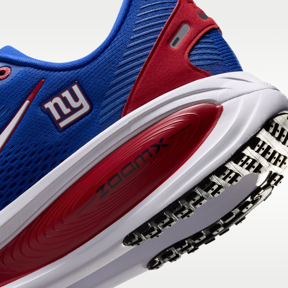 Nike Vomero 18 (New York Giants) Men's NFL Road Running Shoes - Rush Blue/Gym Red/White - Image 8