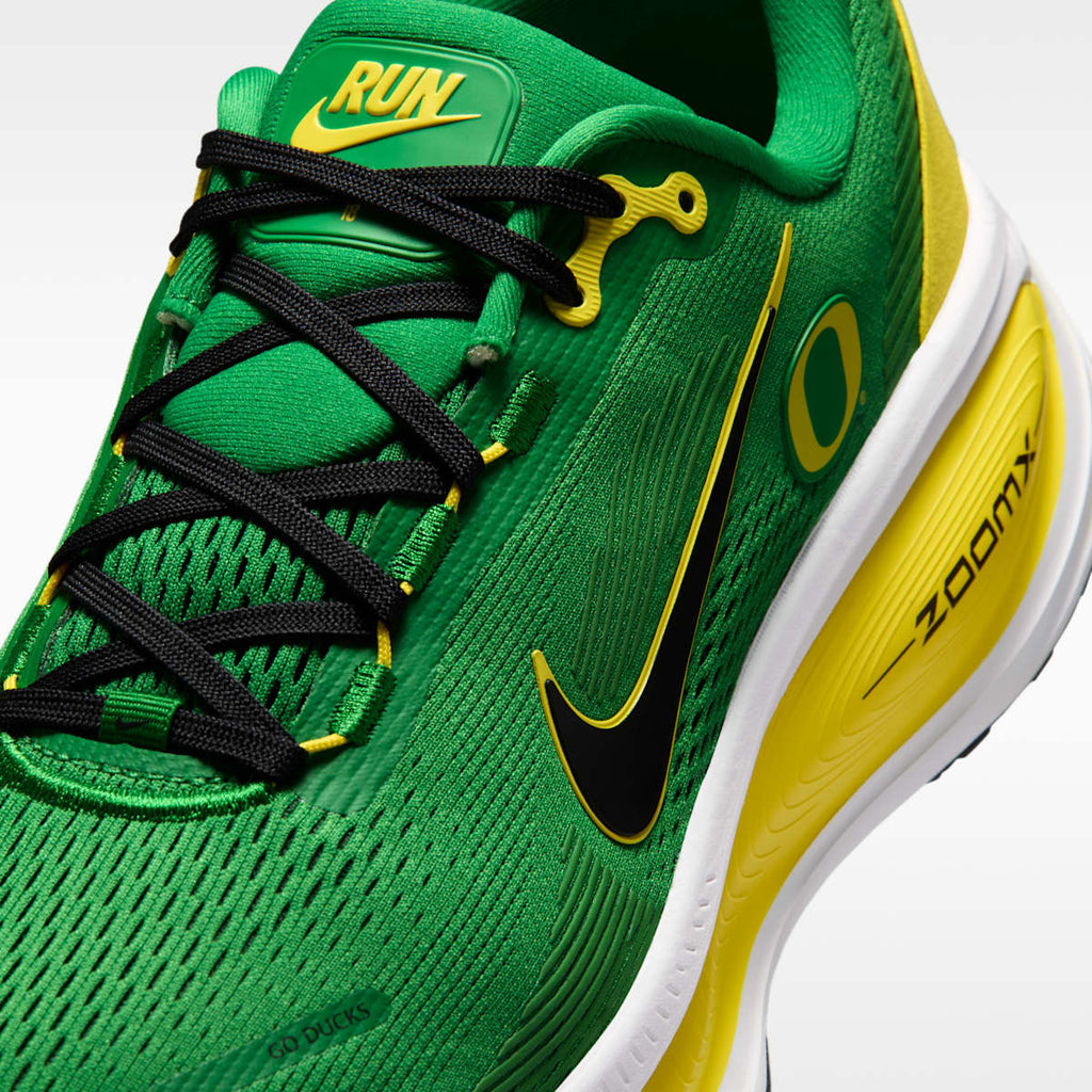 Nike College Vomero 18 (Oregon) Men's Road Running Shoes - Apple Green/White/Black - Image 7