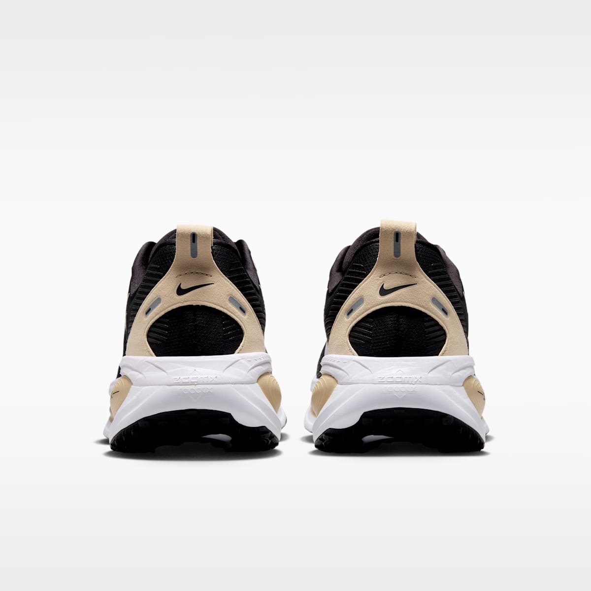 Nike College Vomero 18 (Purdue) Men's Road Running Shoes - Black/Team Gold/White - Image 6
