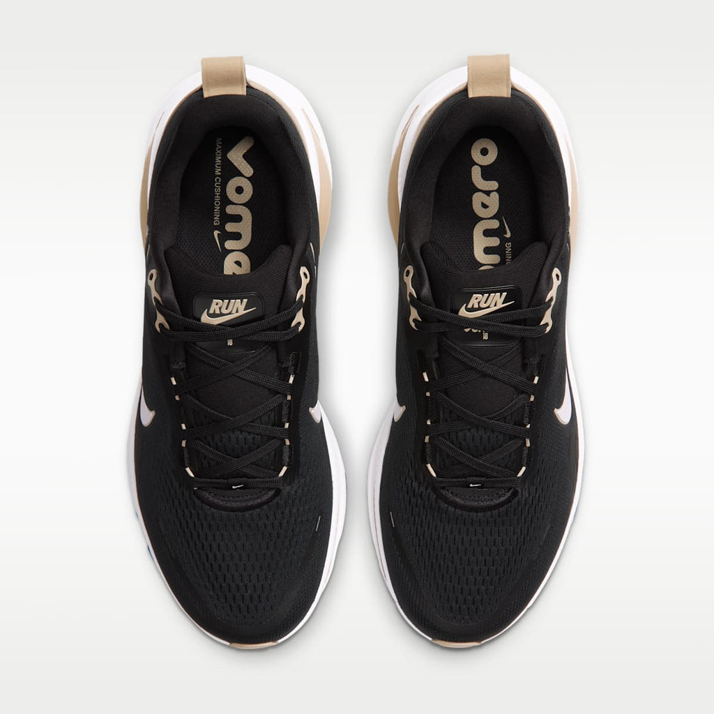 Nike Vomero 18 (New Orleans Saints) Men's NFL Road Running Shoes - Black/Team Gold/White - Image 4