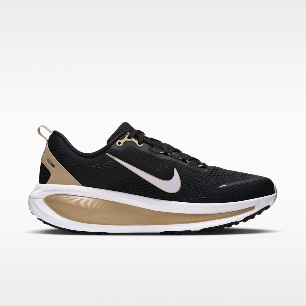 Nike Vomero 18 (New Orleans Saints) Men's NFL Road Running Shoes - Black/Team Gold/White - Image 3