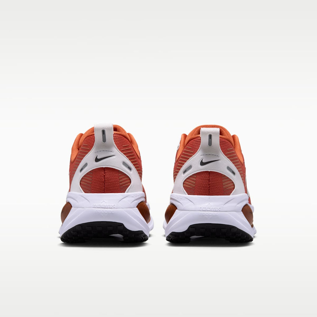 Nike College Vomero 18 (Texas) Men's Road Running Shoes - Desert Orange/Black/White - Image 6
