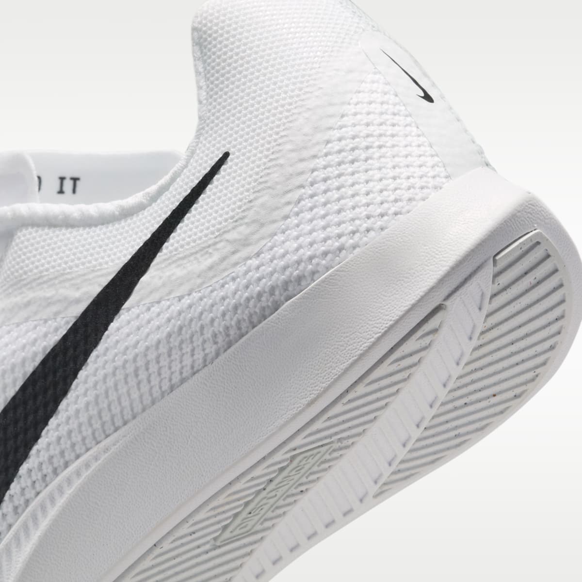 Nike Zoom Rival Distance Track & Field Distance Spikes - White/Metallic Silver/Black - Image 9