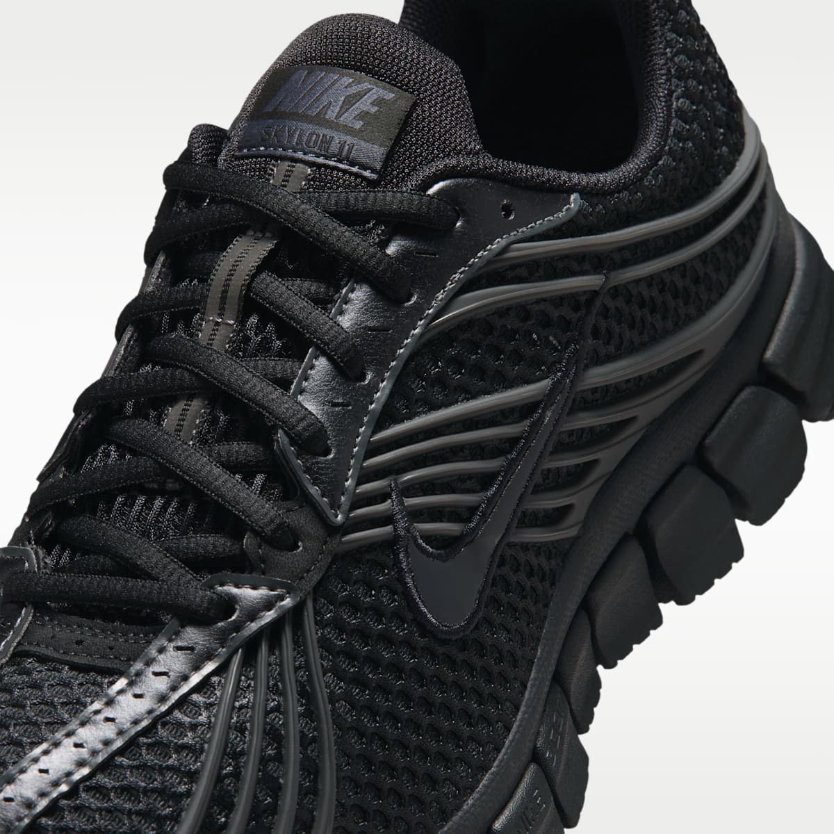 Nike Zoom Skylon 11 Men's Shoes - Black/Anthracite/Black - Image 7