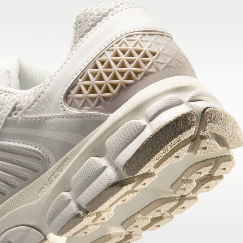 Nike Zoom Vomero 5 Men's Shoes - Phantom/Cream II/Sail/Light Bone - Image 8