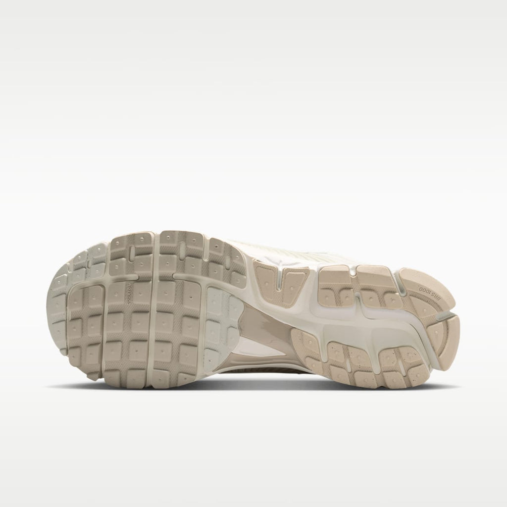 Nike Zoom Vomero 5 Men's Shoes - Phantom/Cream II/Sail/Light Bone - Image 2
