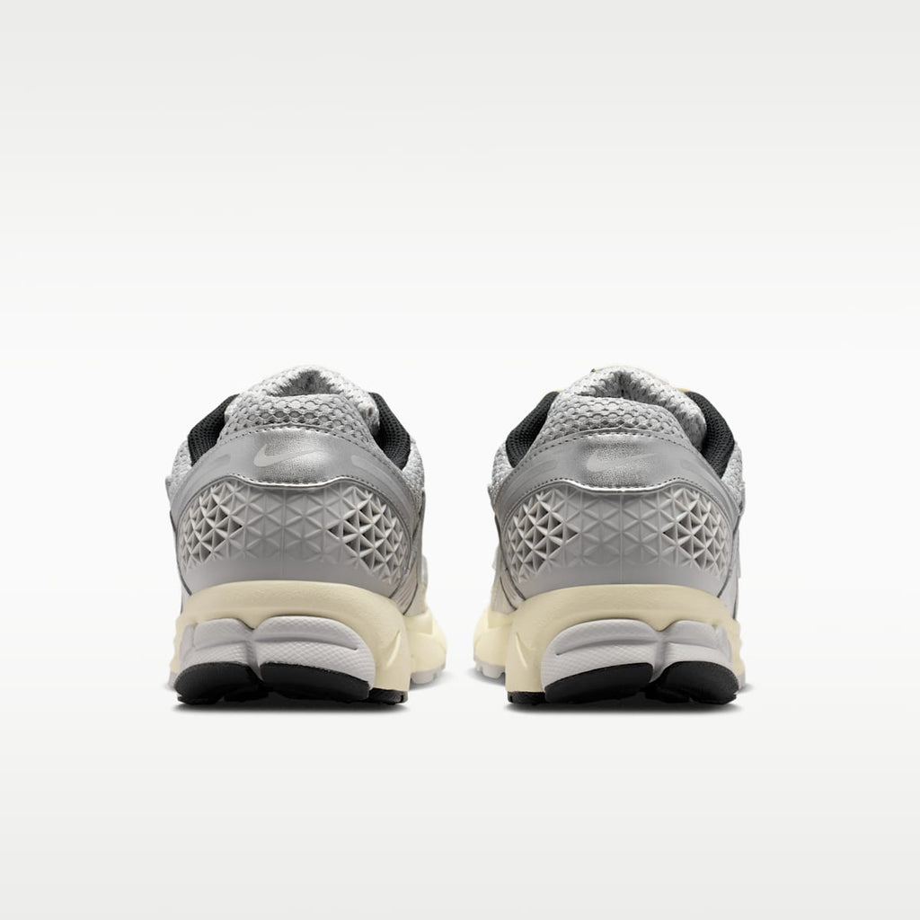 Nike Zoom Vomero 5 Men's Shoes - Grey Fog/Metallic Silver/Coconut Milk/Chrome - Image 6