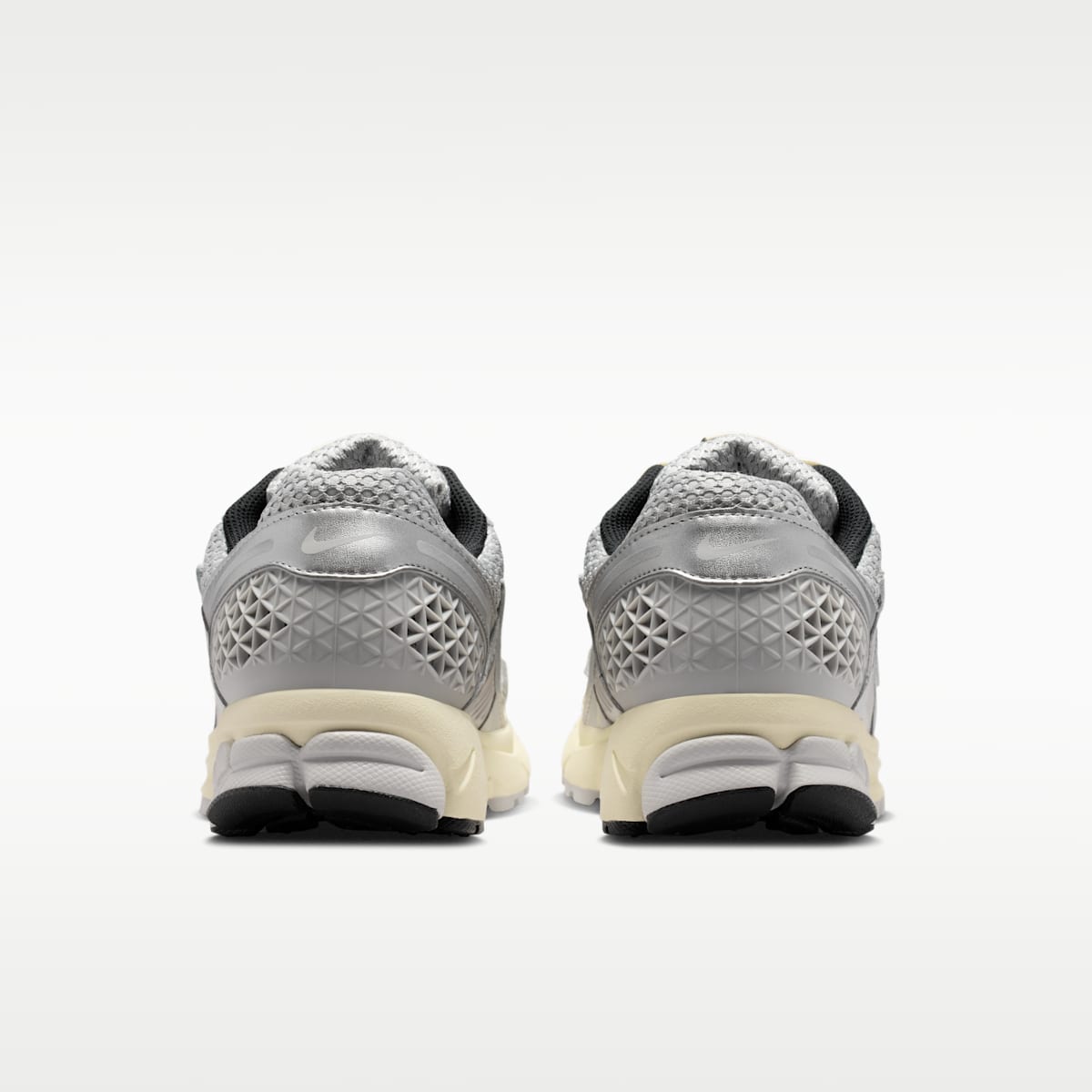 Nike Zoom Vomero 5 Men's Shoes - Grey Fog/Metallic Silver/Coconut Milk/Chrome - Image 6